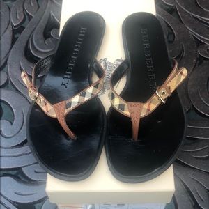 Burberry Thong Sandals Size 37